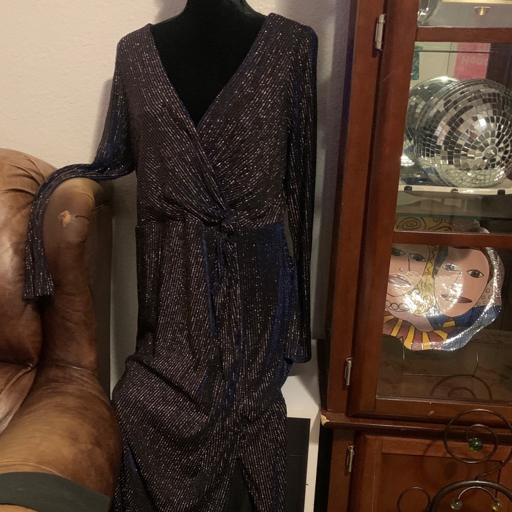 Night Way Collections Elegant Blue and Gold Long Sleeve Dress